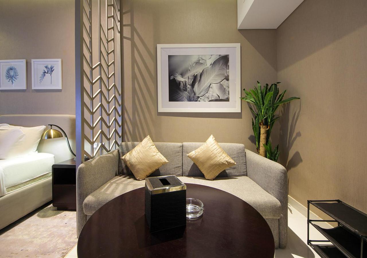 Stylish In Damac Prive Canal-view Dubai