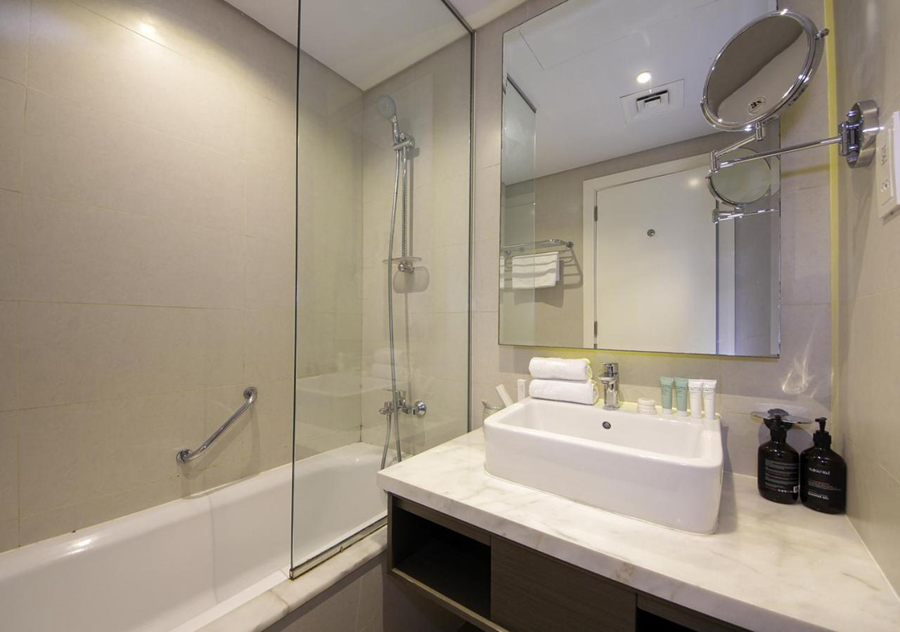 Stylish In Damac Prive Canal-view *